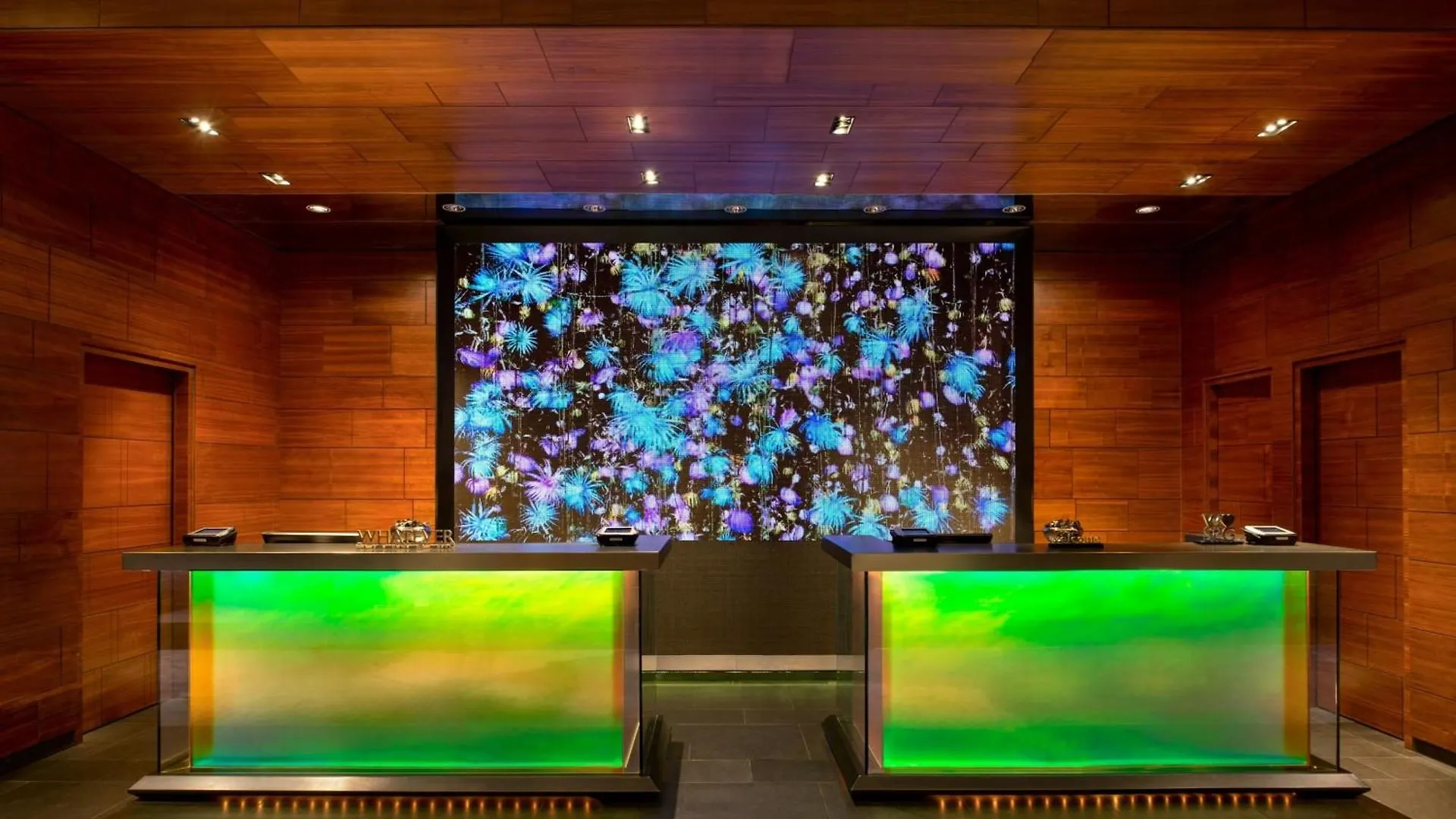 Hotel W Hong Kong 5*,  Cina
