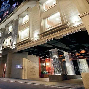 4* Hotel The Luxe Manor