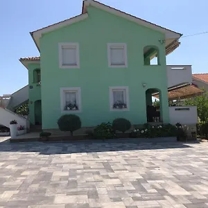 Lucija , Vrh (Krk) Croazia