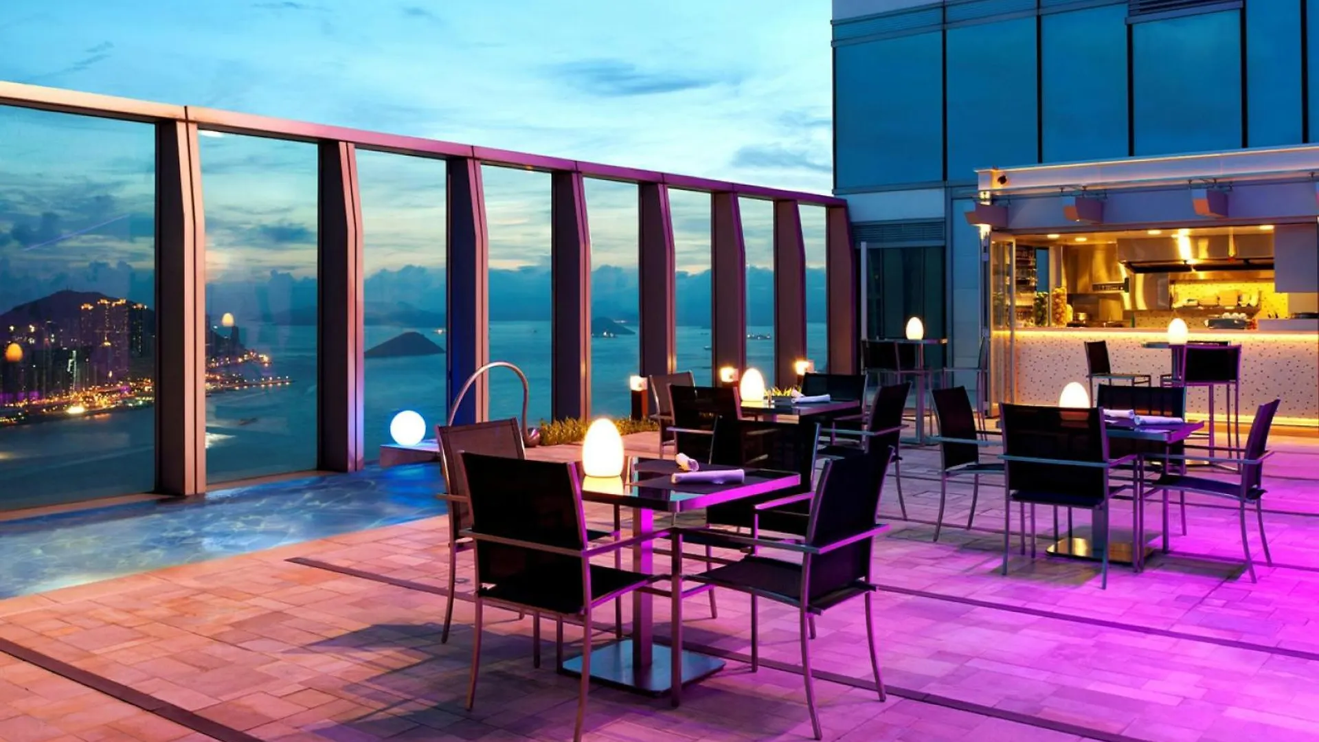 W Hong Kong Hotel 5*,